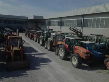 DEMOLIZIONE DI TRATTORI E MACCHINE AGRICOLE